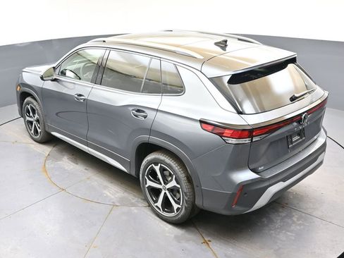 New 2026 Volkswagen Tiguan SE image 47