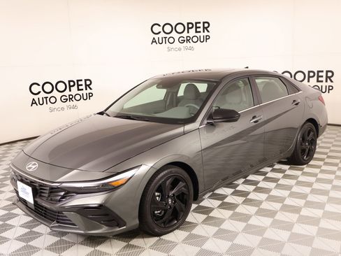 Certified 2026 Hyundai Elantra SEL Sport w/ Cargo Package FWD image 10