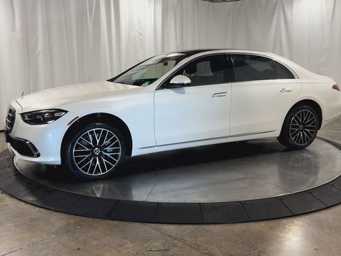 Used 2022 Mercedes-Benz S 580 4MATIC Sedan image 5