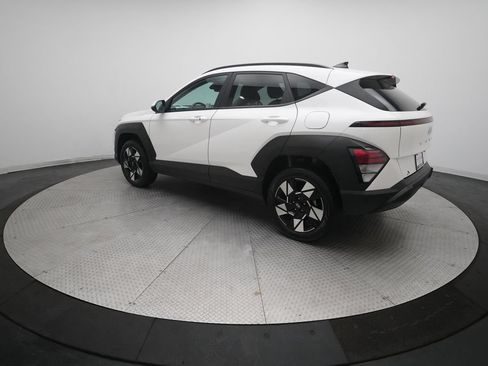 Used 2024 Hyundai Kona SEL AWD/4WD image 32