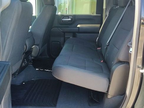 Used 2021 Chevrolet Silverado 2500 Custom w/ Custom Value Package image 21