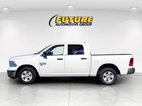 Used 2022 RAM 1500 Classic SLT RWD image 7