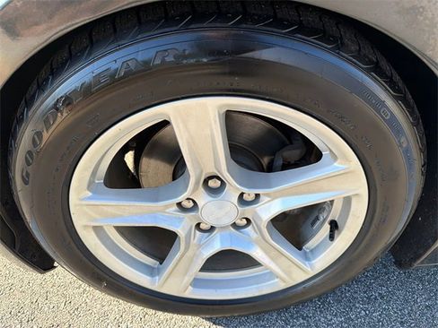 Used 2018 Chevrolet Camaro LT image 11