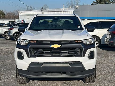 Certified 2024 Chevrolet Colorado LT image 2