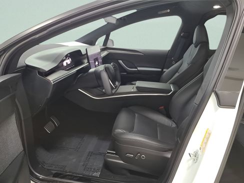 Used 2023 Tesla Model X AWD/4WD image 17