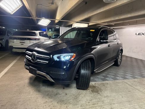 Used 2023 Mercedes-Benz GLE 350 4MATIC image 3