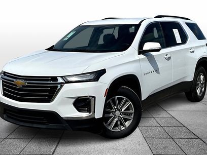 Used 2023 Chevrolet Traverse LT