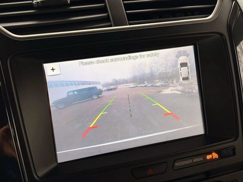 Used 2018 Ford Explorer XLT w/ Equipment Group 202A image 40