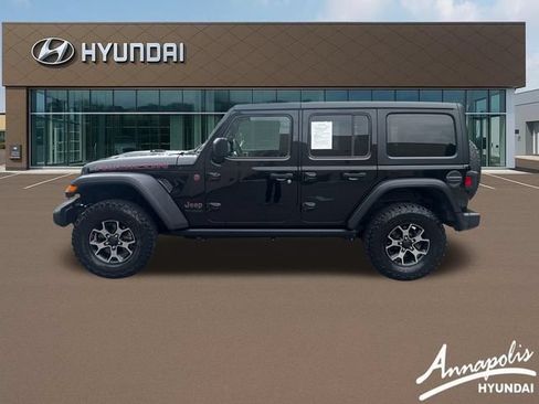 Used 2018 Jeep Wrangler Unlimited Rubicon w/ Dual Top Group AWD/4WD image 2