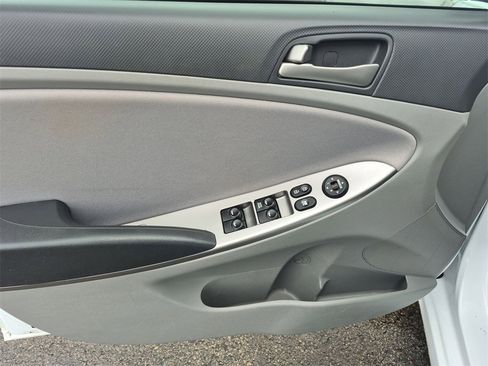 Used 2017 Hyundai Accent Value Edition image 20