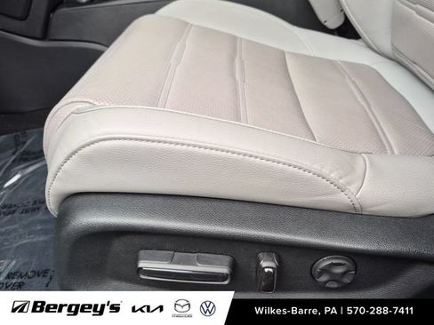 Used 2021 Honda CR-V EX-L image 13
