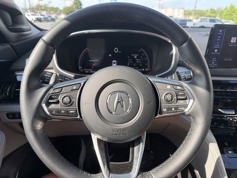 Used 2026 Acura MDX SH-AWD w/ Advance Package image 12