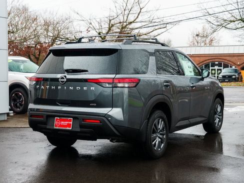 New 2025 Nissan Pathfinder SV w/ Cargo Package image 6