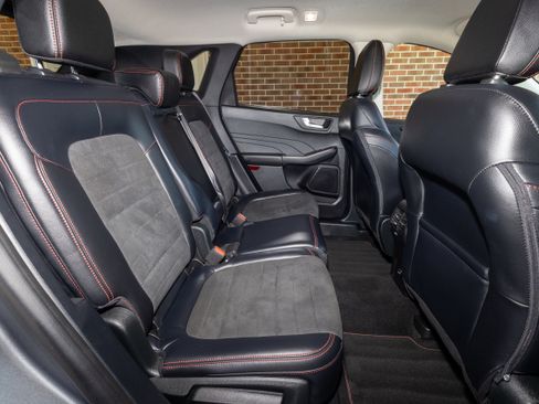 Used 2022 Ford Escape SEL w/ SEL Stealth AWD Package image 22