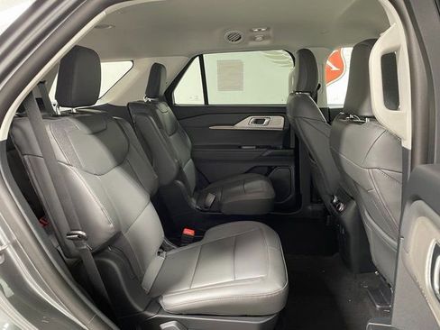 New 2026 Ford Explorer Active AWD/4WD image 21