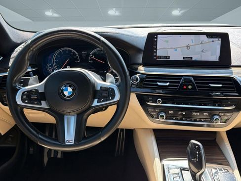 Used 2018 BMW 540i RWD image 24