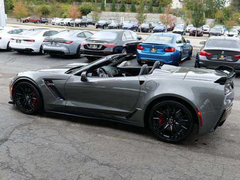 Used 2015 Chevrolet Corvette Z06 w/ 2LZ Preferred Equipment Group image 7