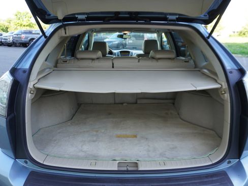Used 2005 Lexus RX 330 w/ Premium Pkg FWD image 23