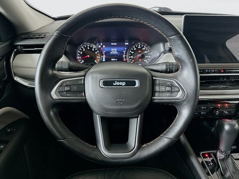 Used 2022 Jeep Compass Limited AWD/4WD image 18