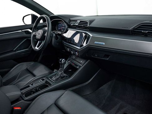 Certified 2023 Audi Q3 2.0T Premium Plus w/ Premium Plus Package AWD/4WD image 8