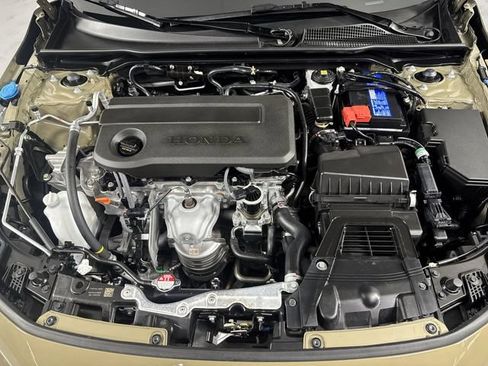 Used 2025 Honda Civic Sport image 29