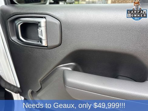 Used 2026 Jeep Gladiator Mojave image 25