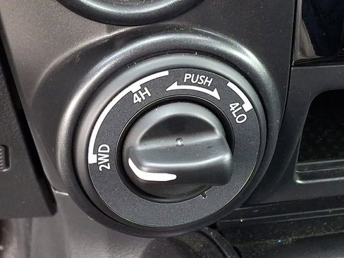 Used 2024 Nissan Titan PRO-4X w/ Off Road Protection Package image 24