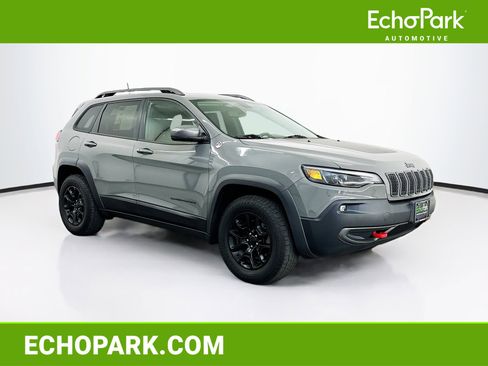 Used 2019 Jeep Cherokee Trailhawk w/ Comfort/Convenience Group AWD/4WD image 1