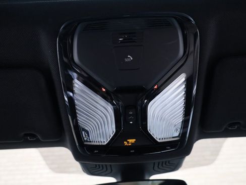 Used 2017 BMW 540i image 34