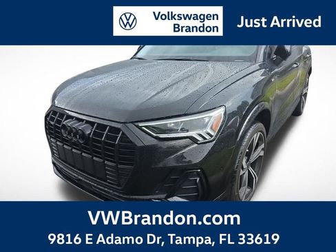 Used 2023 Audi Q3 2.0T Premium Plus w/ Premium Plus Package AWD/4WD image 1