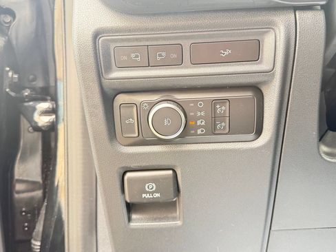 Used 2022 Ford F150 XLT w/ Equipment Group 302A High AWD/4WD image 14