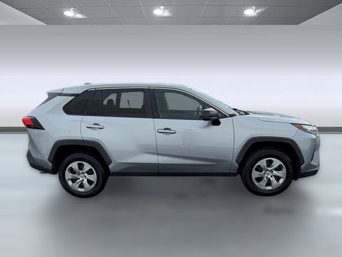Used 2023 Toyota RAV4 LE FWD image 8