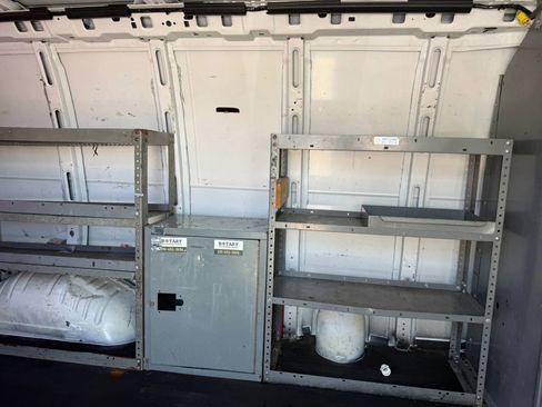 Used 2012 Chevrolet Express 1500 RWD image 12