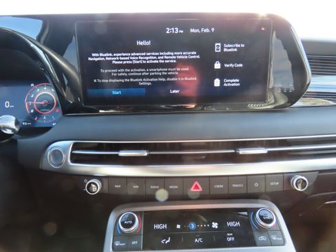 Used 2023 Hyundai Palisade Calligraphy image 24