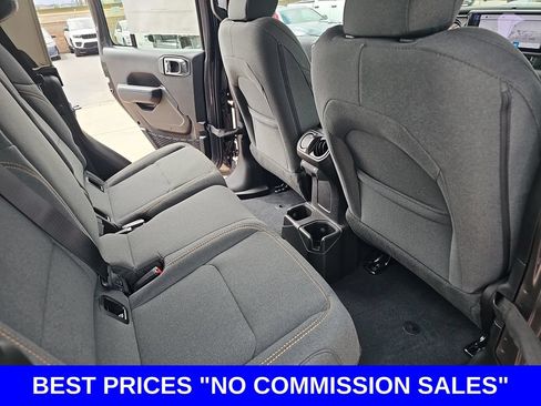 New 2026 Jeep Gladiator Sport AWD/4WD image 11