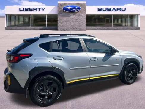 Used 2024 Subaru Crosstrek 2.5i Sport AWD/4WD image 9