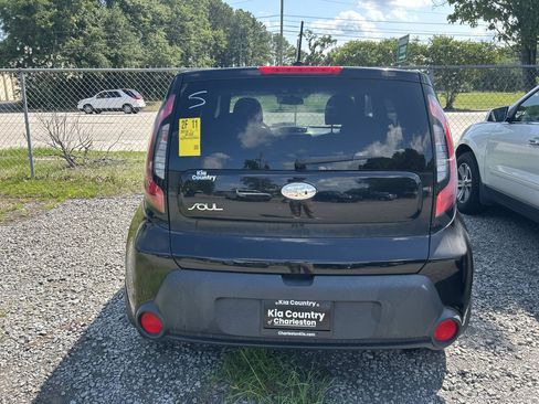 Used 2014 Kia Soul FWD image 15
