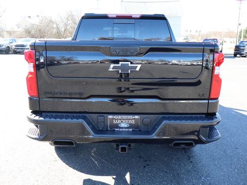 Used 2023 Chevrolet Silverado 1500 LT Trail Boss w/ LT Trail Boss Premium Package AWD/4WD image 17