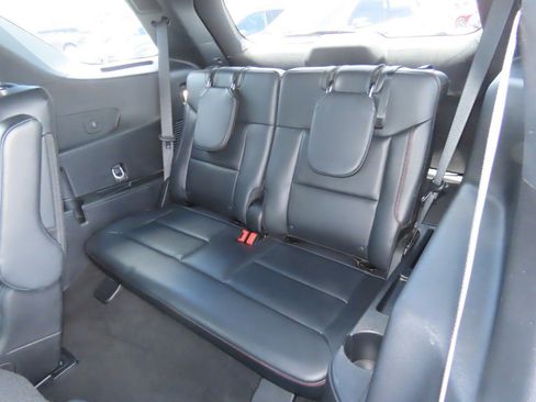 Certified 2025 Ford Explorer ST-Line AWD/4WD image 22