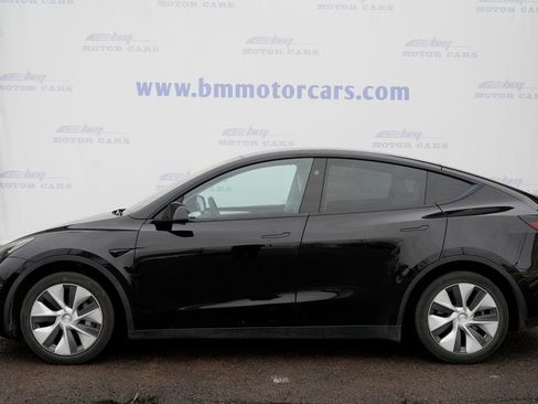 Used 2023 Tesla Model Y Long Range image 8
