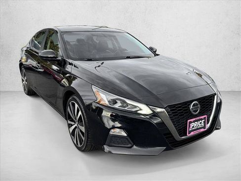 Used 2019 Nissan Altima 2.5 SR image 3