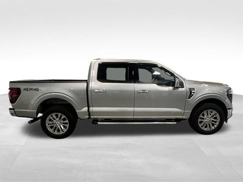 Used 2025 Ford F150 Lariat w/ Equipment Group 501A Mid AWD/4WD image 8