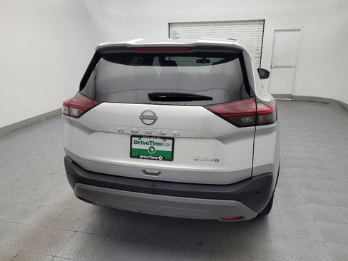 Used 2023 Nissan Rogue SV AWD/4WD image 7
