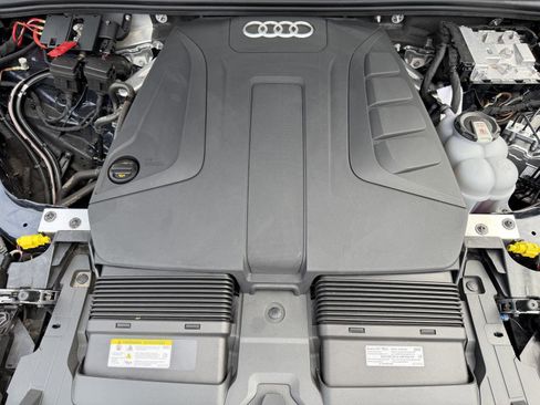 Used 2023 Audi Q7 2.0T Premium Plus w/ Premium Plus Package AWD/4WD image 26