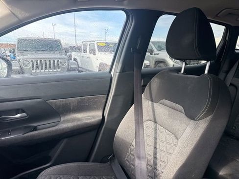 Used 2025 Nissan Kicks SV image 20