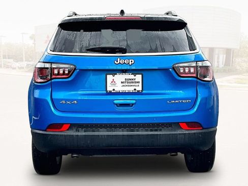 Used 2025 Jeep Compass Limited AWD/4WD image 5