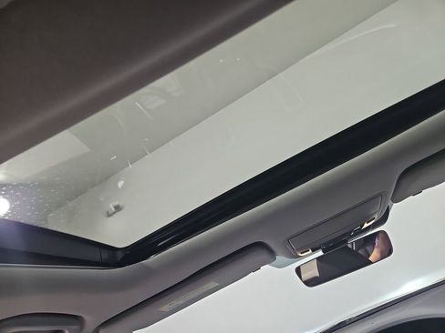 Used 2017 Acura TLX V6 SH-AWD w/ Technology Pkg image 21