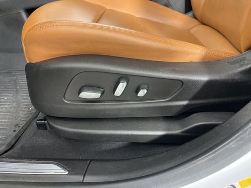 Used 2023 Cadillac XT5 Premium Luxury image 25