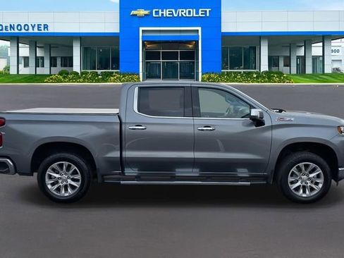 Used 2021 Chevrolet Silverado 1500 LTZ image 4