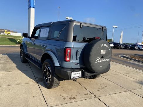 Used 2024 Ford Bronco Outer Banks AWD/4WD image 9